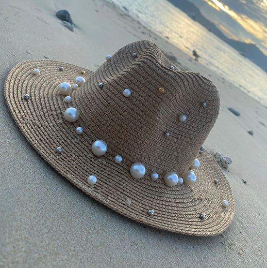 Embellished Pearl Straw Hat